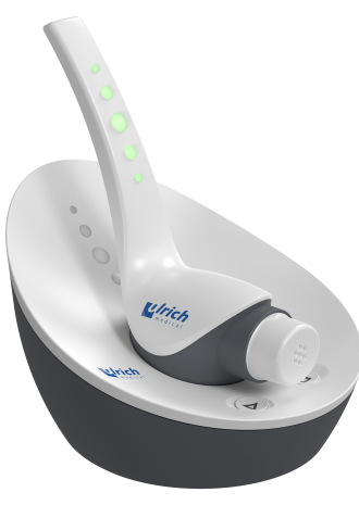 Produktansicht der Contrast Booster Patienteneinheit von ulrich medical in der Ladeschale.