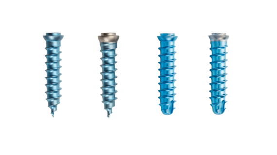 Ilustración de los tornillos autoperforantes y los tornillos de revisión autorroscantes del sistema de placa cervical Artus de ulrich medical. | © Ulrich Medical. Todos los derechos reservados. Queda prohibido el uso, la reproducción o la distribución sin autorización expresa.