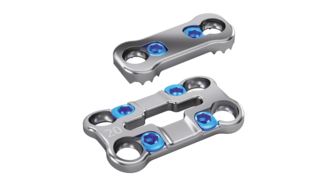 Illustration of the 1-level standard plate and the 1-level midline plate from the cervical plate system Artus by ulrich medical. | © ulrich medical. All rights reserved. Use, reproduction or transfer without express authorization is not permitted.